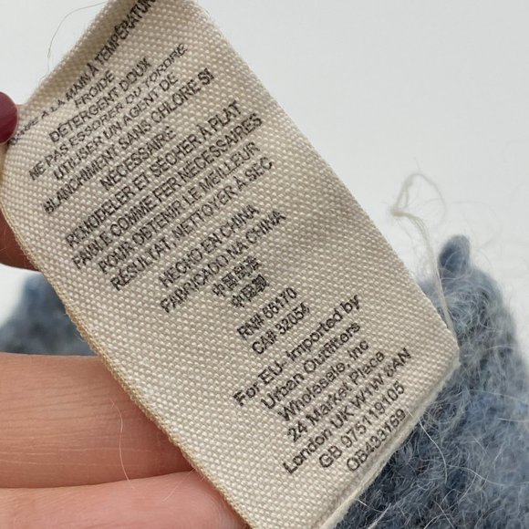 Free People Blue Bell Sleeve Lightweight V-Neck Sweater - Picture 7 of 10